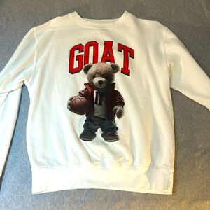 Goat crewneck